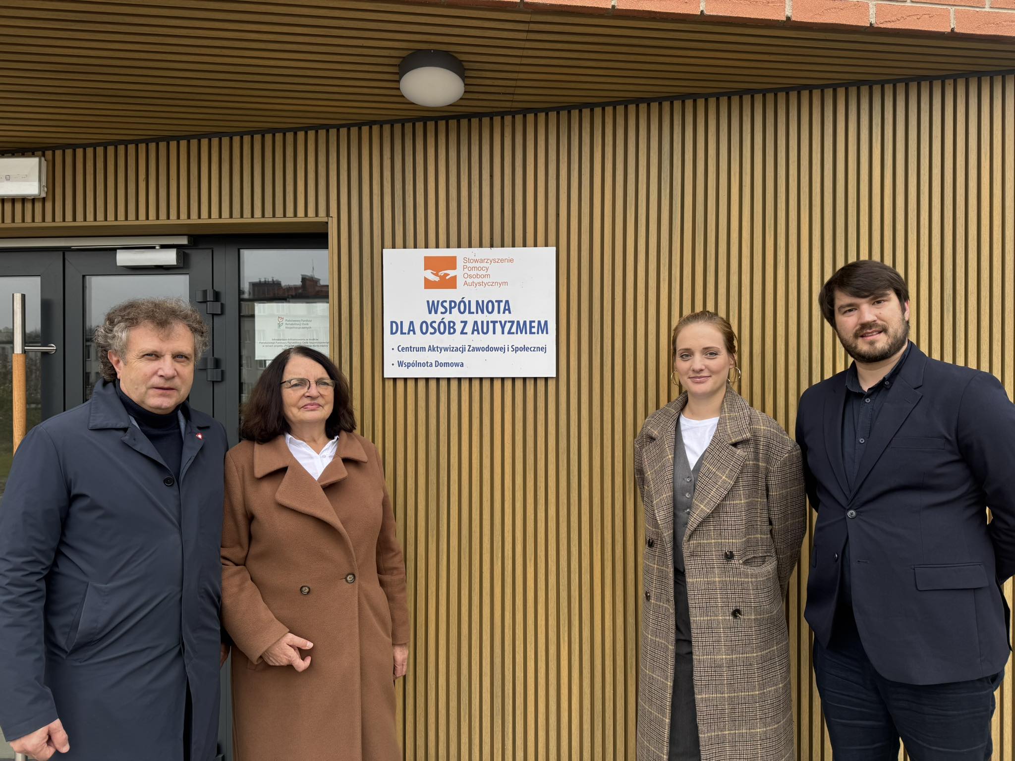 Wizyta Wiceministra Jacka Karnowskiego w placówkach SPOA